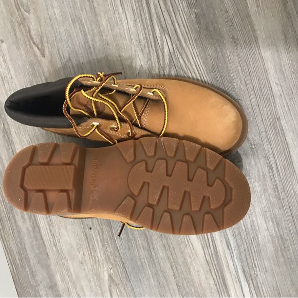 Timberlands - Picture 3 of 3